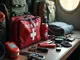 was-gehoert-zu-survival-equipment-in-aircraft-deine-checkliste